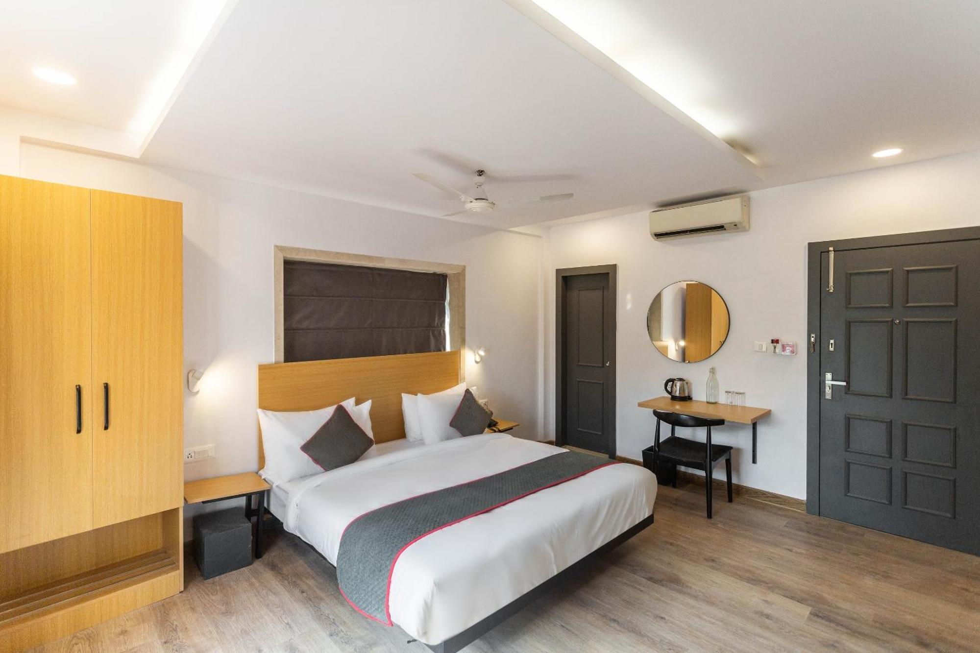 Super Townhouse Habitat New Town Rooms & Party Spaces Kolkata Exterior photo